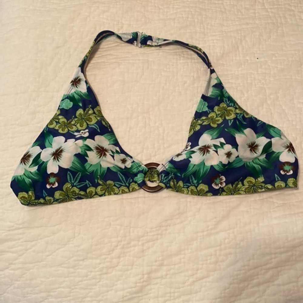 Islander floral bikini top‎